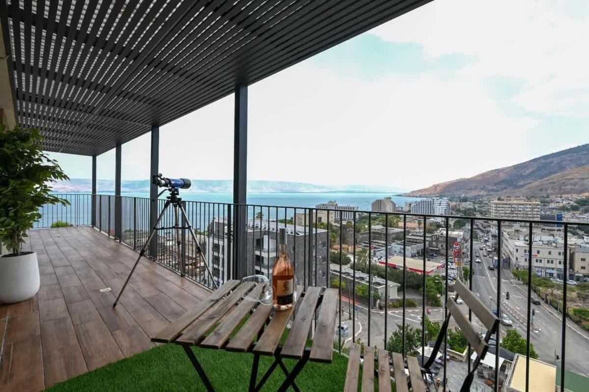 L.T.D- My View. 2 Bedroom Apartment By The Lake. Tiberias Exteriér fotografie